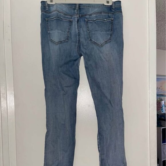 Distressed Jeans by Refuge, size 8 - Picture 5 of 11